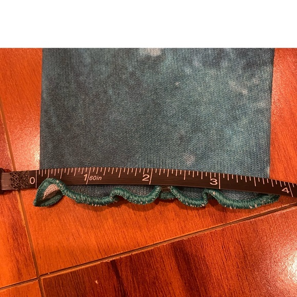 Soft Surroundings Blue V-Neck Top Size PXS With Buttons And Ruffled Hemline - Picture 11 of 11